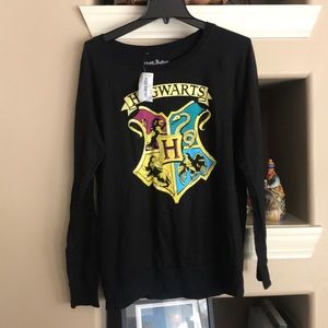 Hot Topic Long Sleeve Hogwarts Shirt (Brand New)
